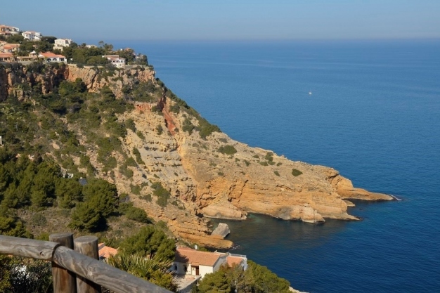 Guide to Javea Walks: Javea Port to Montgó