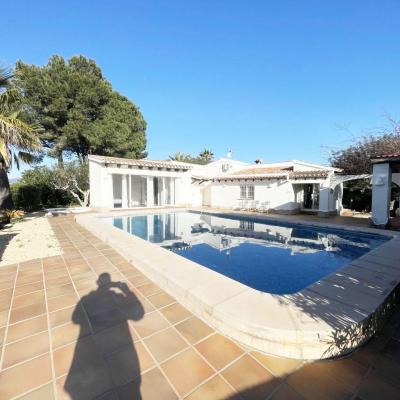 5 bed casa / chalet in Moraira