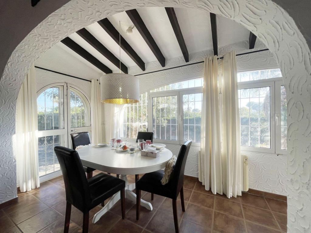5 bed casa / chalet in Moraira