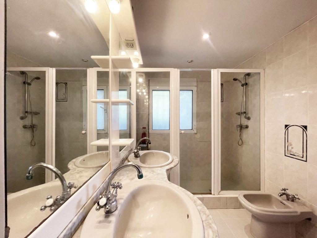 5 bed casa / chalet in Moraira