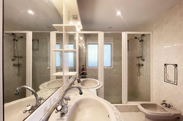 5 bed casa / chalet in Moraira