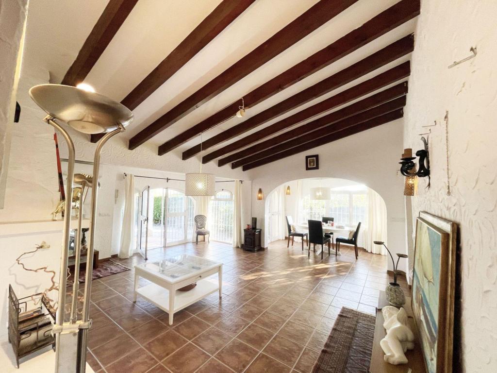 5 bed casa / chalet in Moraira