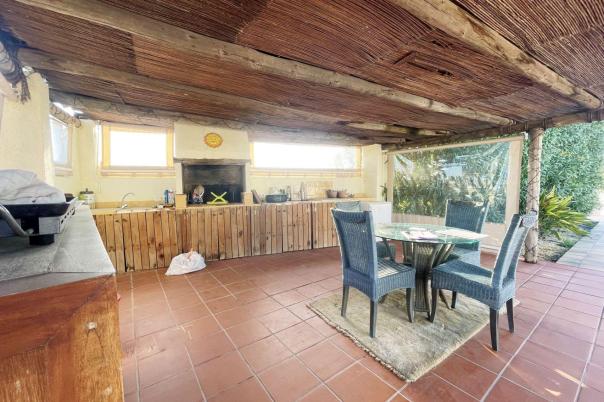 5 bed casa / chalet in Moraira