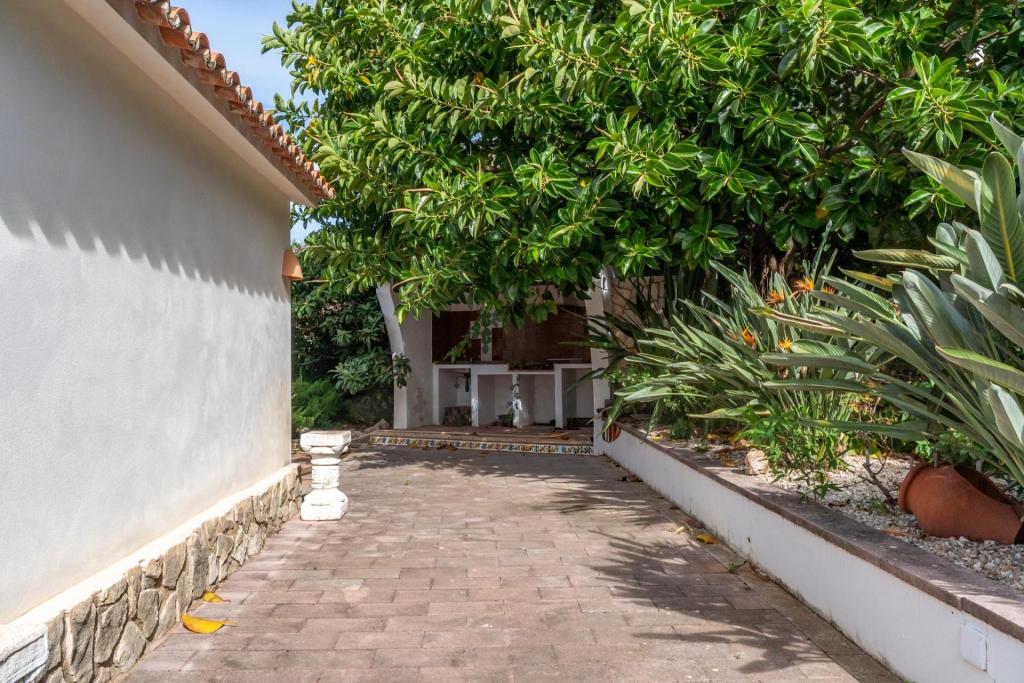 4 bed villa in Denia
