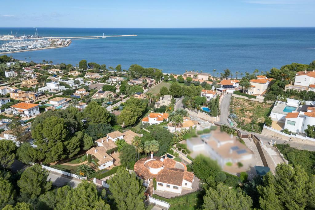4 bed villa in Denia