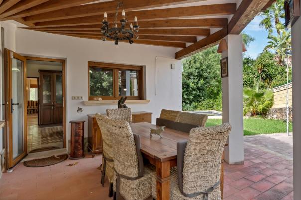4 bed villa in Denia