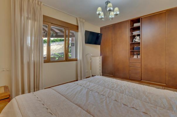 4 bed villa in Denia