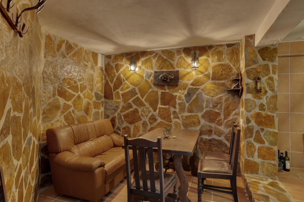 4 bed villa in Denia