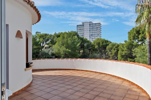 4 bed villa in Denia