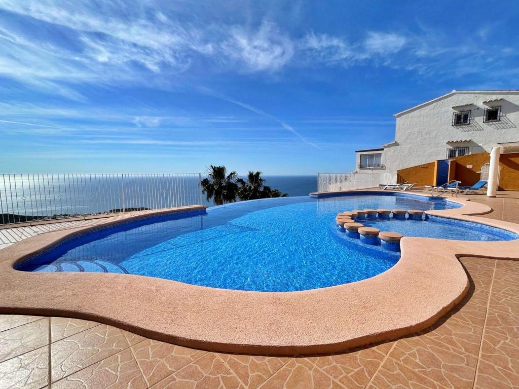 2 bed apartment in Benitachell