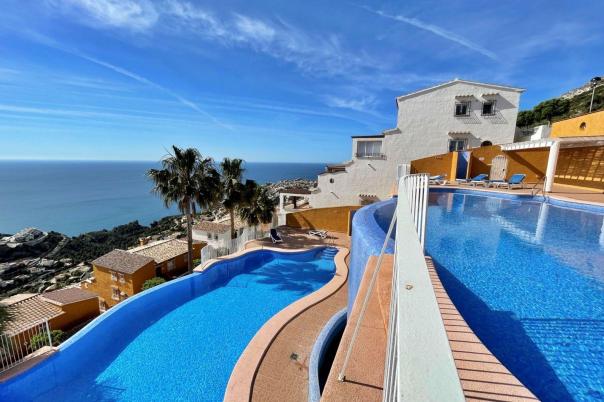 2 bed apartment in Benitachell