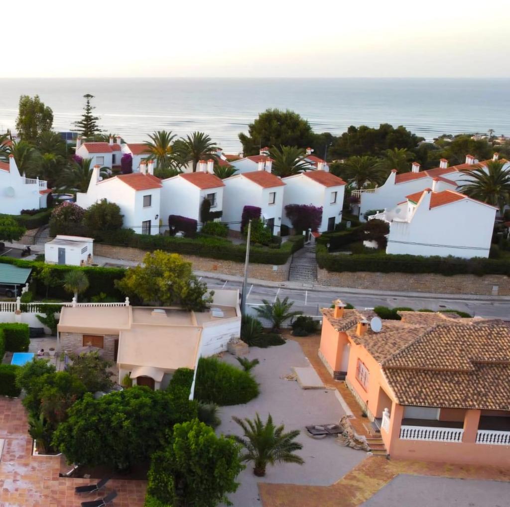 4 bed villas in Denia