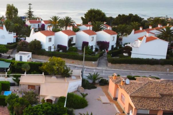 4 bed villas in Denia