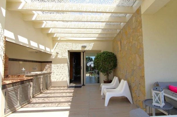 5 bed villa in Moraira
