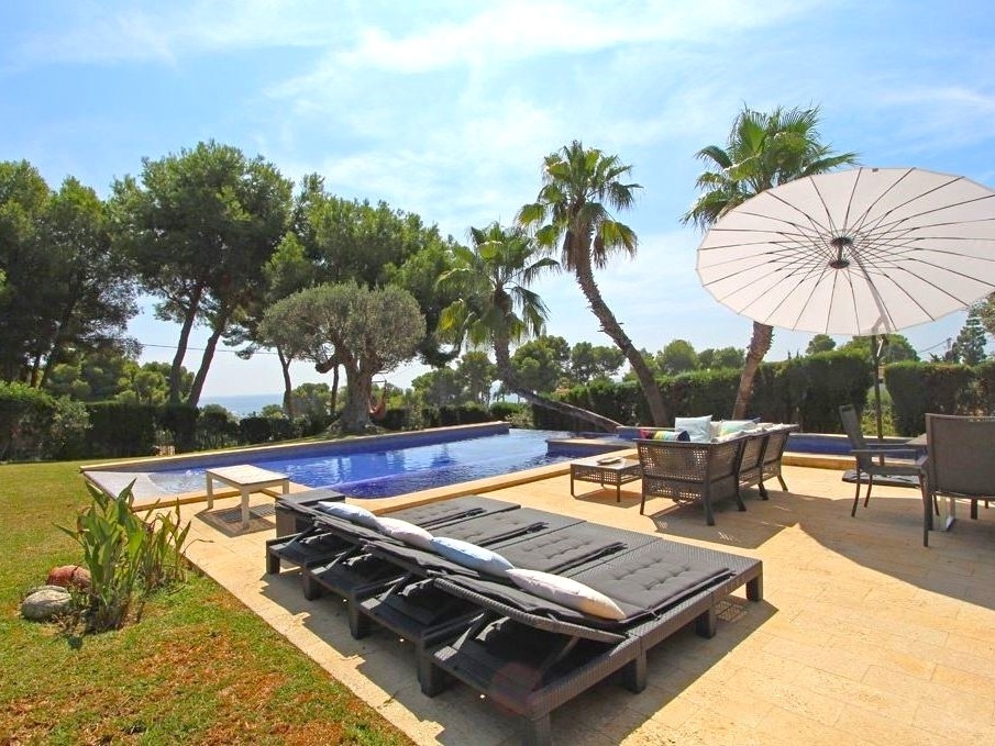 5 bed villa in Moraira