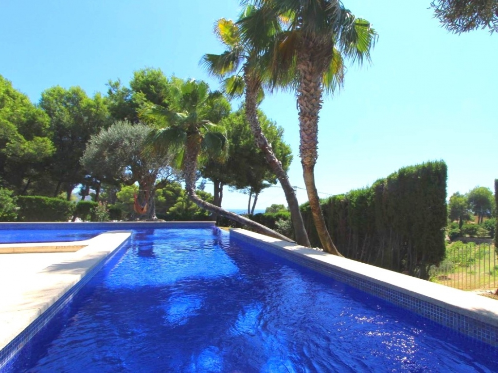 5 bed villa in Moraira