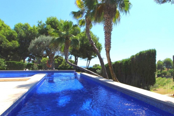 5 bed villa in Moraira