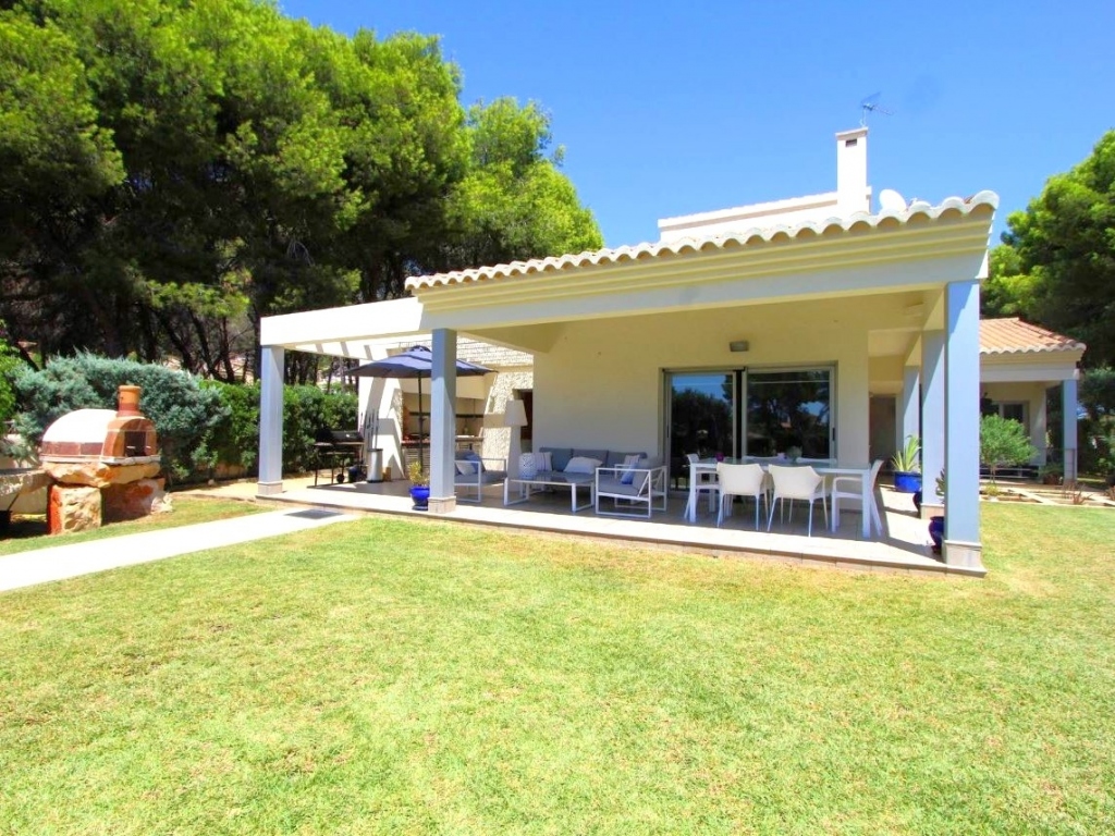 5 bed villa in Moraira