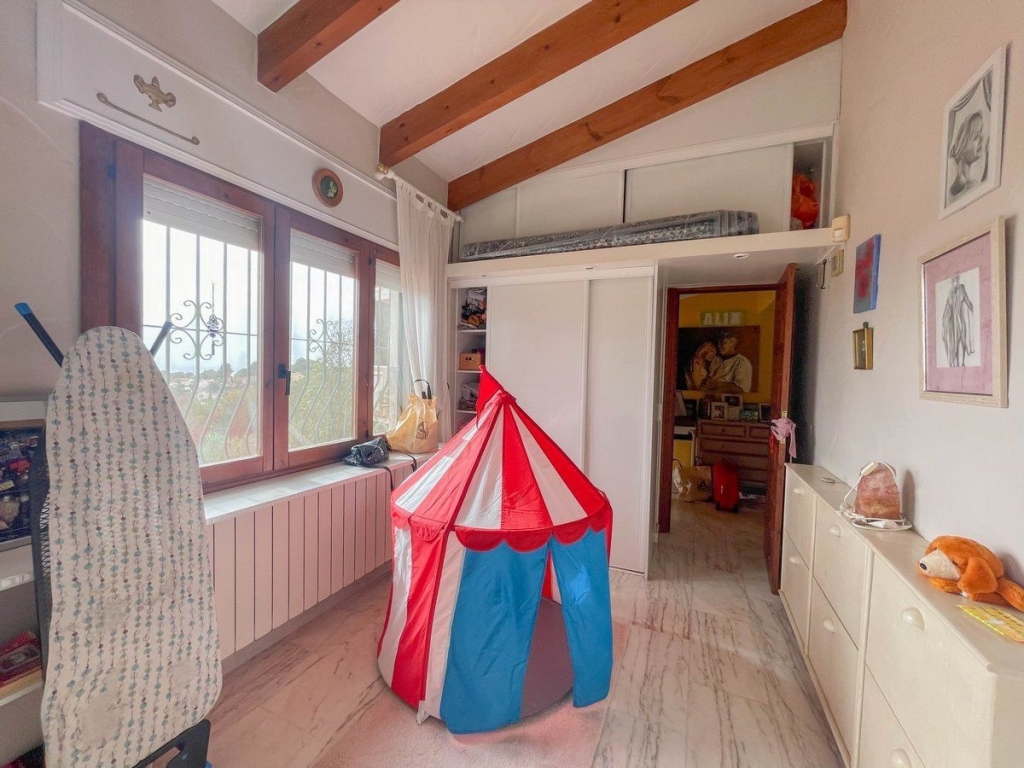4 bed casa / chalet in Benissa