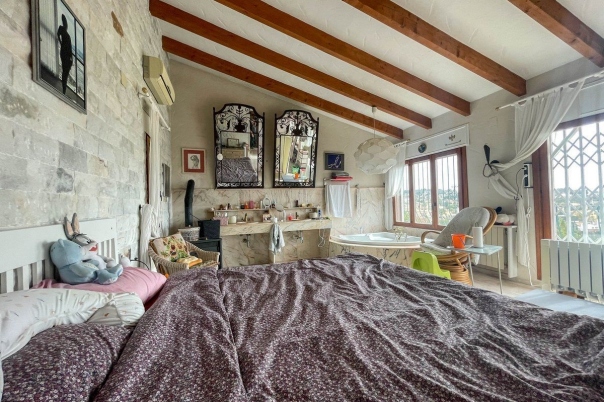 4 bed casa / chalet in Benissa