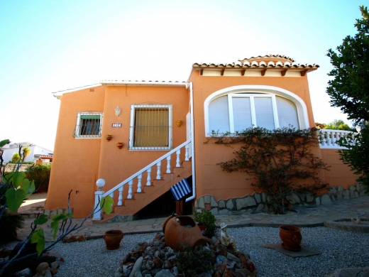 2 bed plot in Benissa
