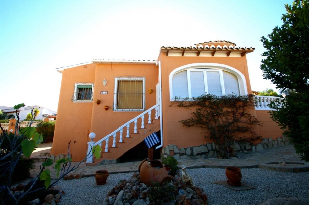 2 bed plot in Benissa