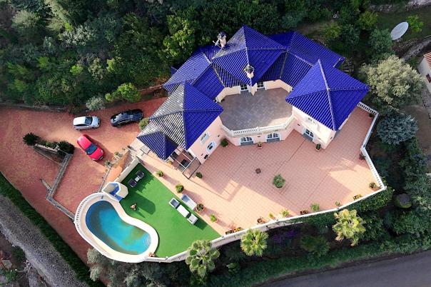 5 bed villa in Pedreguer