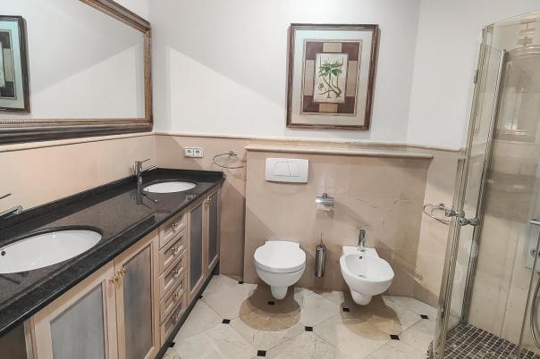 5 bed villa in Pedreguer