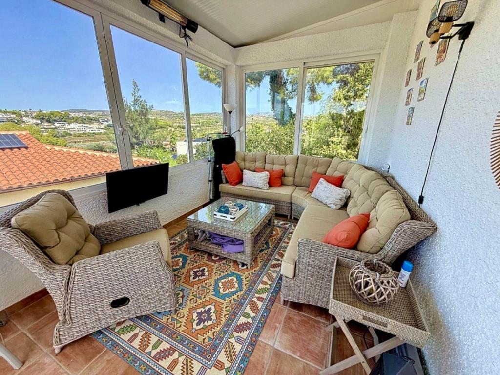 5 bed villas in Moraira