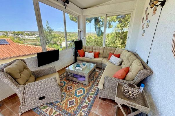 5 bed villas in Moraira