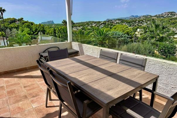 5 bed villas in Moraira