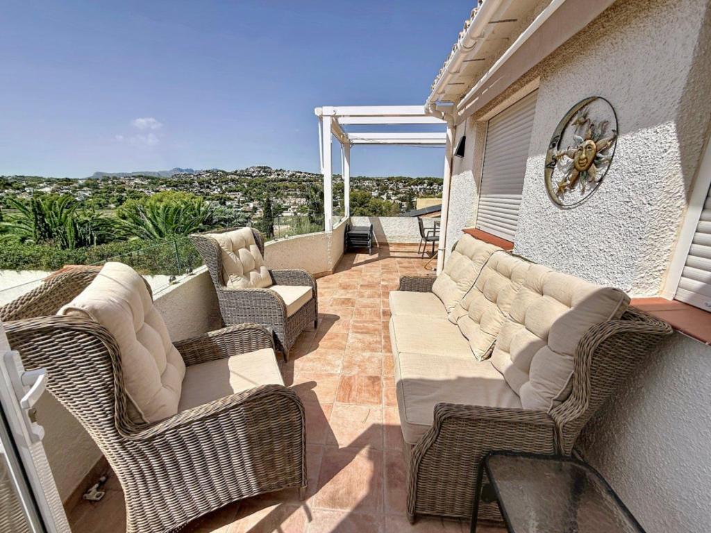 5 bed villas in Moraira