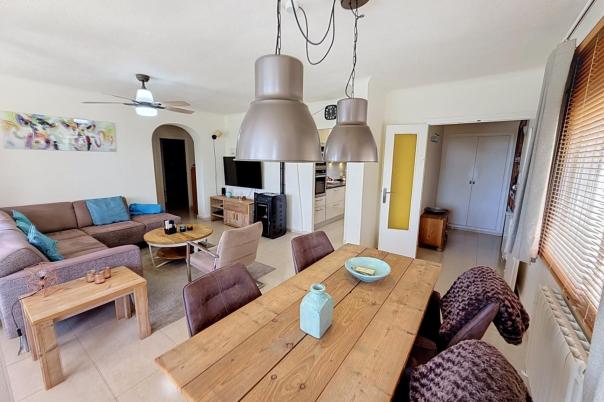 5 bed villas in Moraira