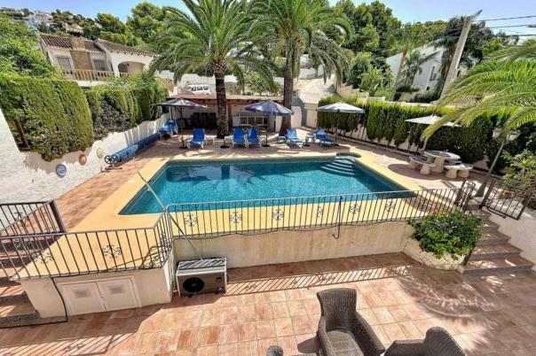 5 bed villas in Moraira