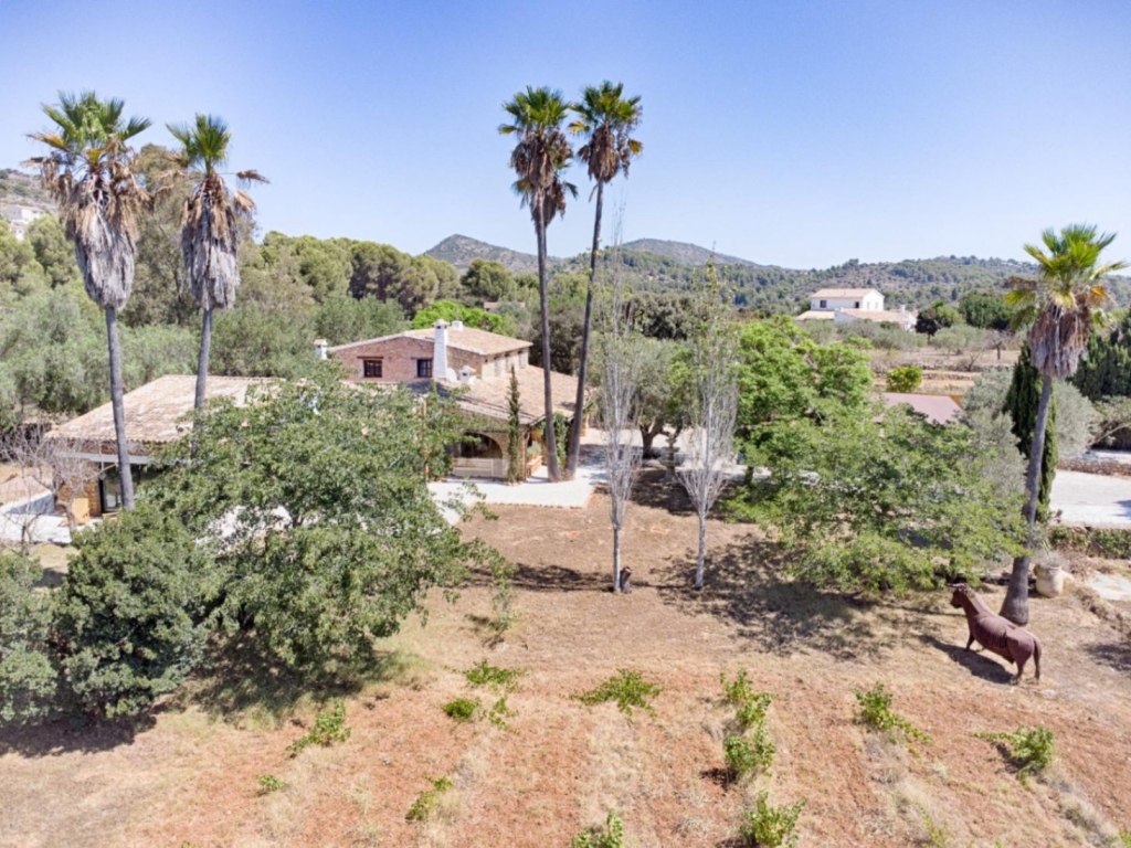 3 bed finca in Senija