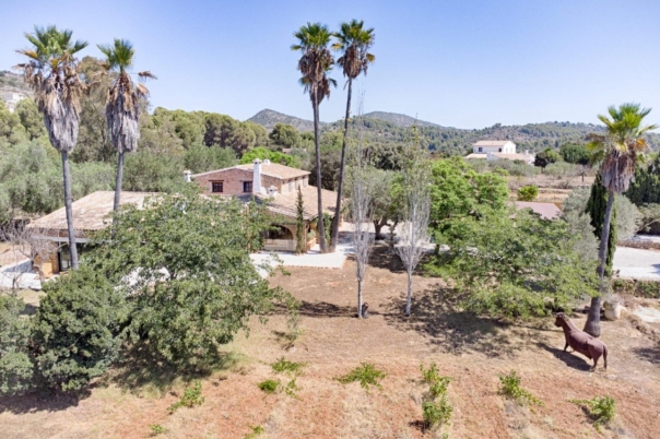 3 bed finca in Senija