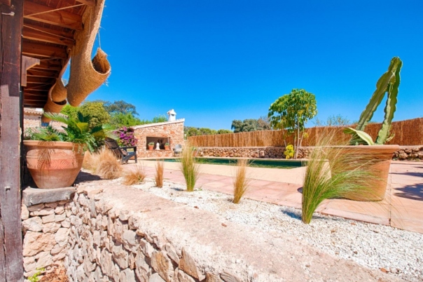 3 bed finca in Senija