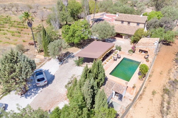 3 bed finca in Senija