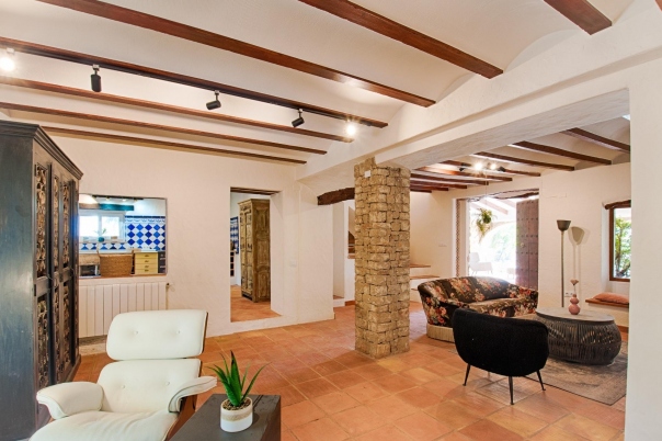 3 bed finca in Senija