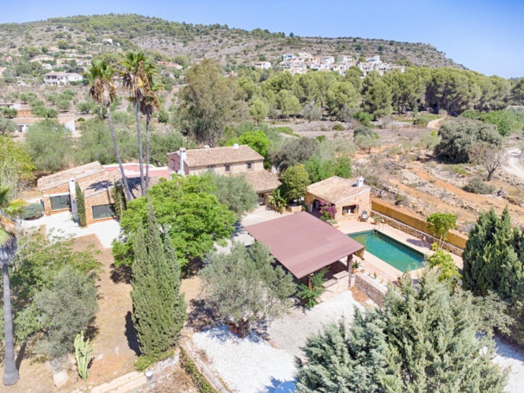 3 bed finca in Senija