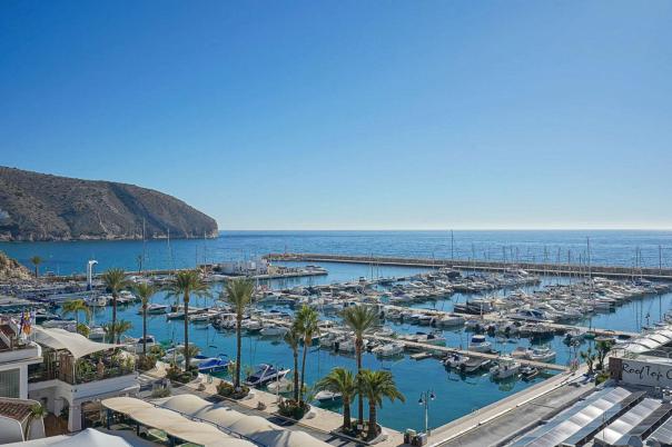 4 bed villa in Moraira
