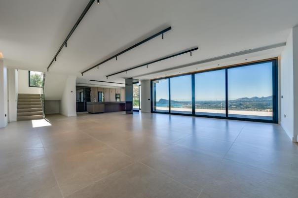 4 bed villa in Altea