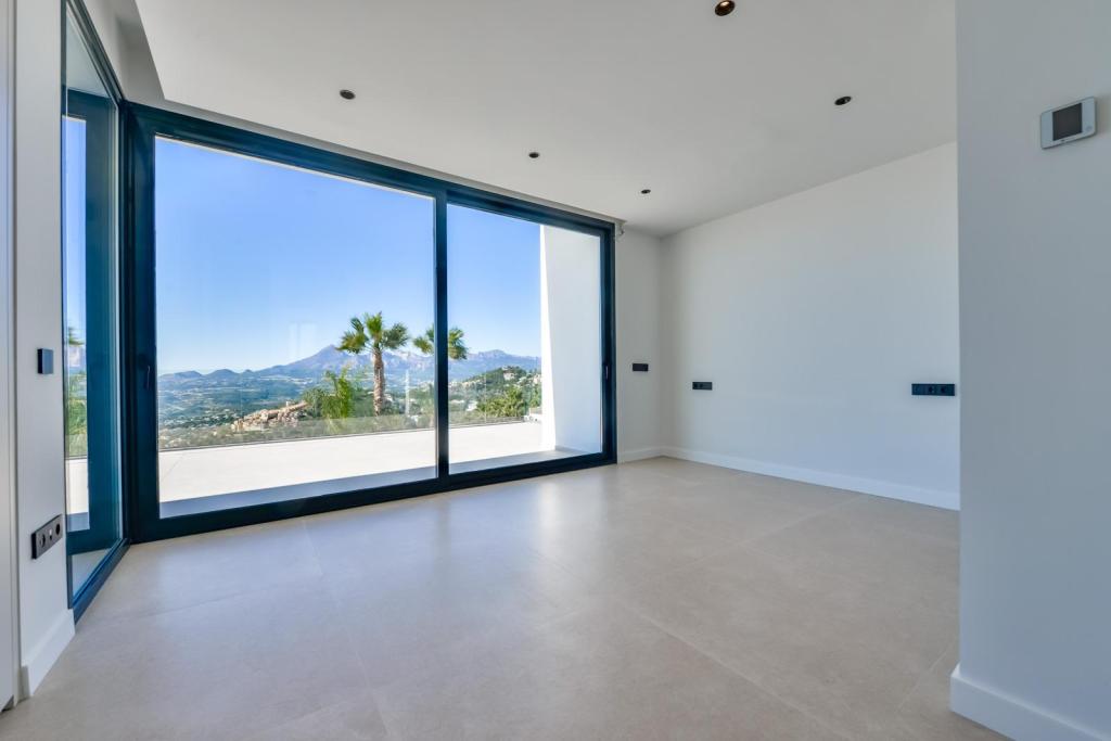 4 bed villa in Altea