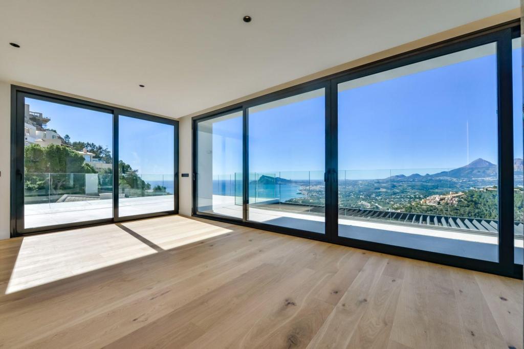 4 bed villa in Altea