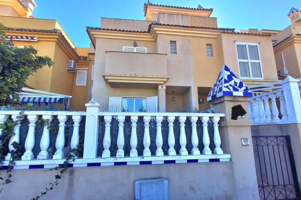 2 bed townhouse in Santa Pola
