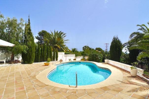 3 bed villas in Moraira