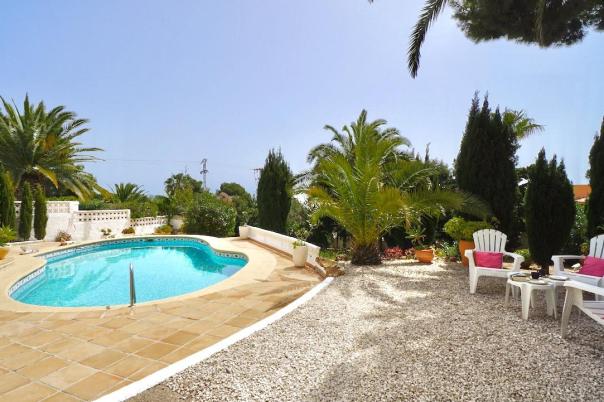 3 bed villas in Moraira