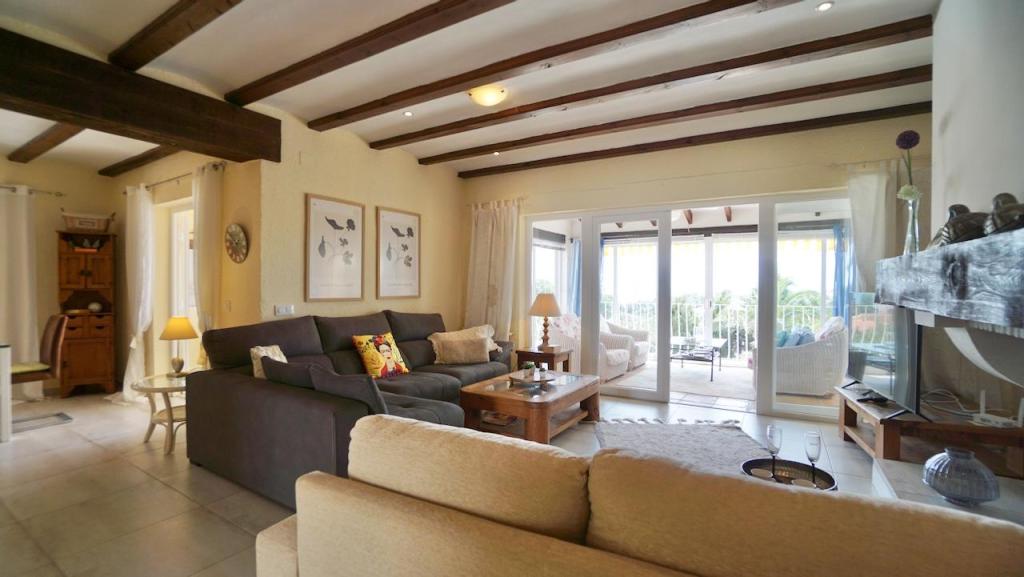 3 bed villas in Moraira