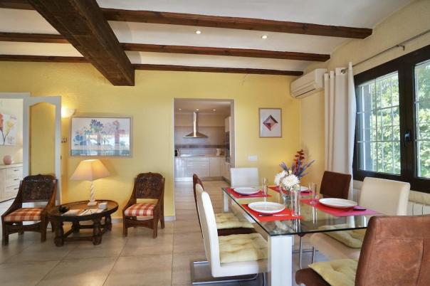 3 bed villas in Moraira