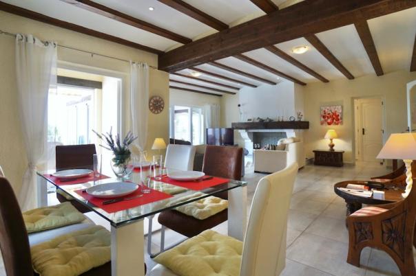 3 bed villas in Moraira